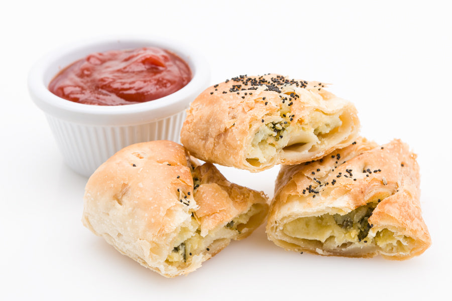 Spinach & ricotta rolls (cut in 3 pieces)