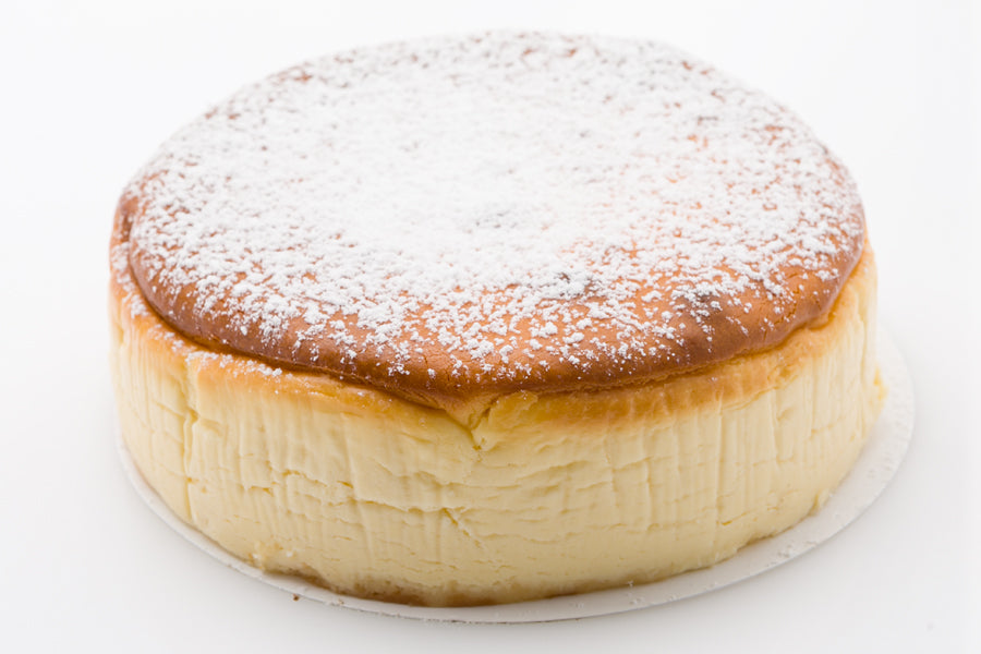 Baked Cheesecake - dusted